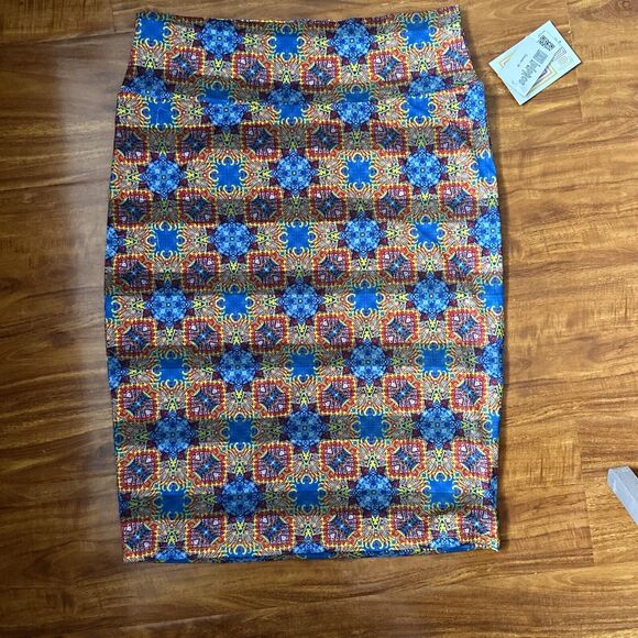 NWT LulaRoe Women’s Cassie Skirt Multicolor Blue Geometric Print Stretch M‎ - Picture 2 of 6